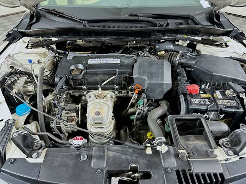 Used 2013 Honda Accord EX-L image 31