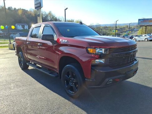 Used 2019 Chevrolet Silverado 1500 Custom Trail Boss w/ Custom Convenience Package AWD/4WD image 9