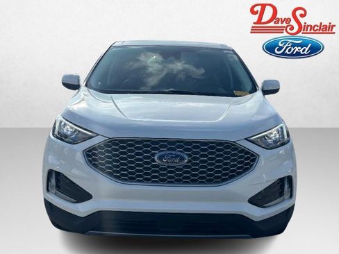 Used 2023 Ford Edge SEL w/ Convenience Package image 2