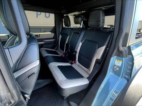 Used 2022 Ford Bronco Wildtrak AWD/4WD image 24