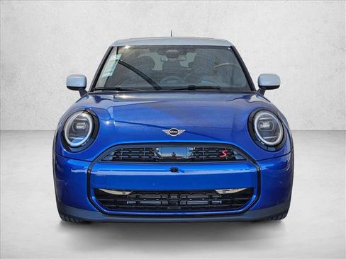 New 2026 MINI Cooper S image 2