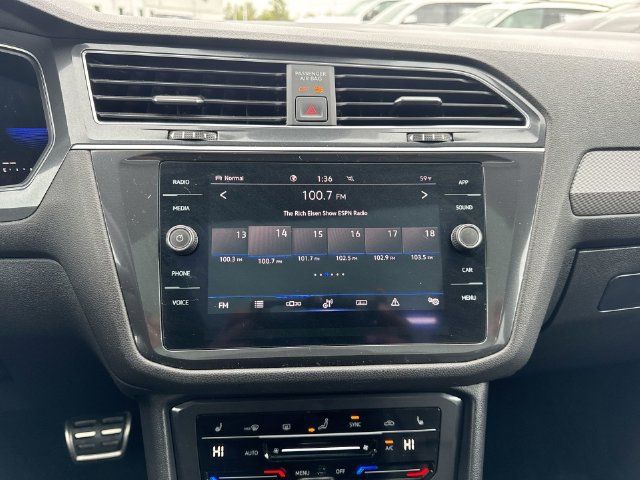 Used 2022 Volkswagen Tiguan SE R-Line AWD/4WD image 13