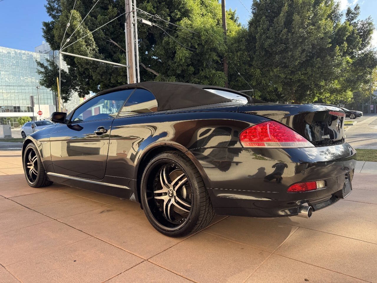 Used 2004 BMW 645Ci Convertible RWD image 30
