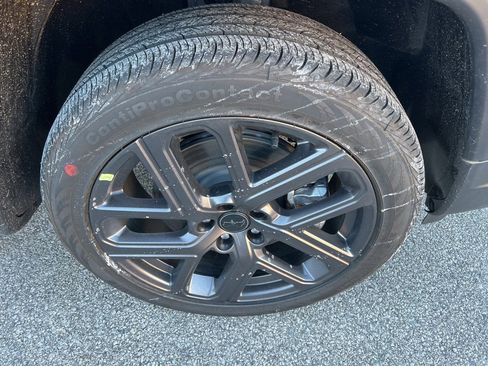 New 2026 Jeep Compass Limited image 9