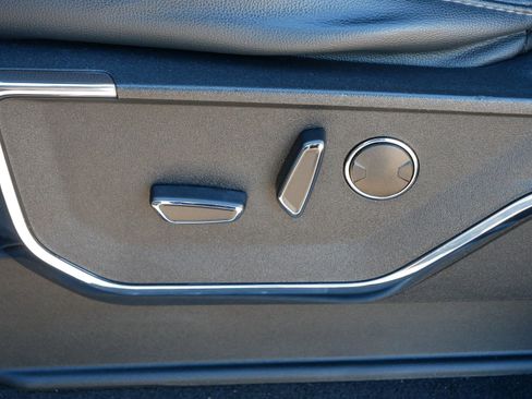 Used 2023 Ford F150 Lariat w/ Equipment Group 502A High image 17