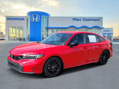 Used 2025 Honda Civic Sport image 2