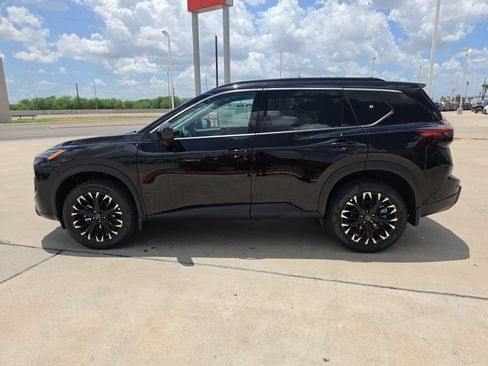 New 2026 Nissan Rogue Dark Armor FWD image 4