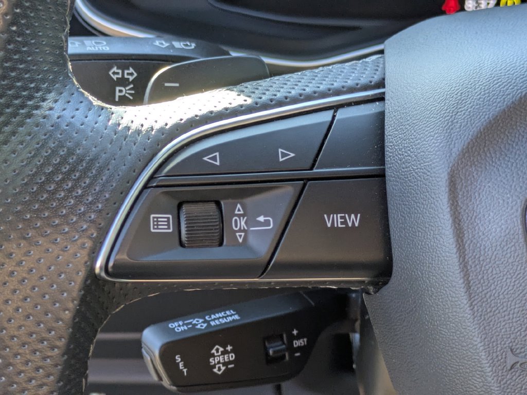 Used 2023 Audi SQ7 Prestige AWD/4WD image 23
