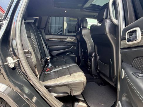 Used 2018 Jeep Grand Cherokee Trackhawk AWD/4WD image 33