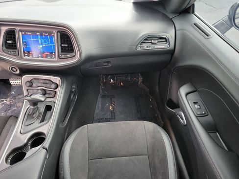 Used 2022 Dodge Challenger R/T Scat Pack RWD image 13