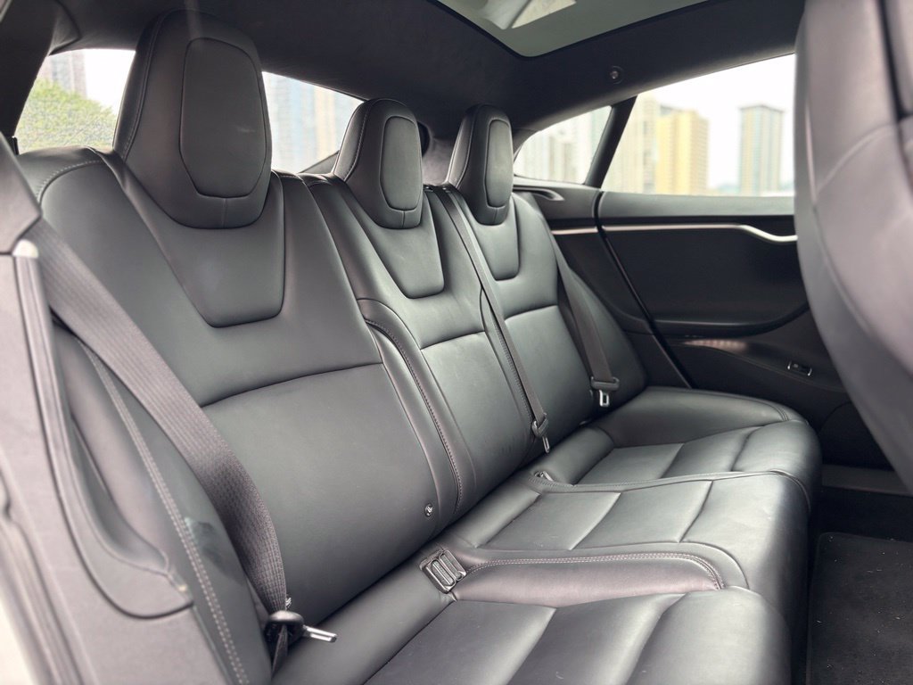 Used 2017 Tesla Model S 75 RWD image 11