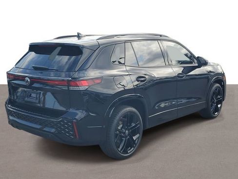 New 2026 Volkswagen Tiguan SE R-Line FWD image 4