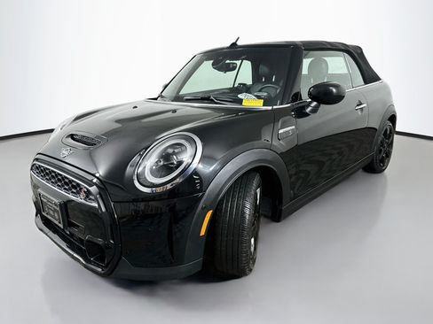 Used 2022 MINI Cooper S FWD image 3