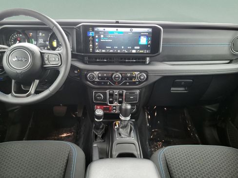 Used 2025 Jeep Wrangler Unlimited Rubicon 4xe w/ Convenience Group image 50