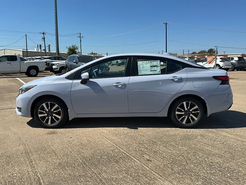 New 2025 Nissan Versa SV w/ Trunk Package image 5