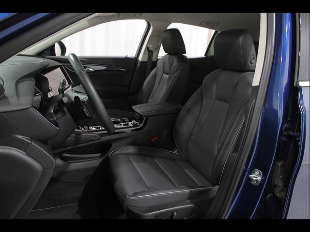 Used 2023 Buick Envision Essence AWD/4WD image 5