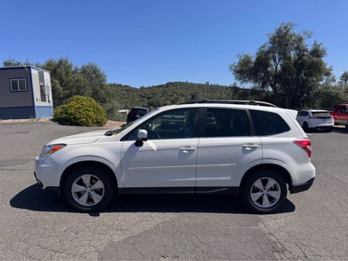Used 2015 Subaru Forester 2.5i Limited w/ Popular Package #2 AWD/4WD image 8