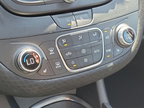 Used 2024 Chevrolet Malibu LT FWD image 28