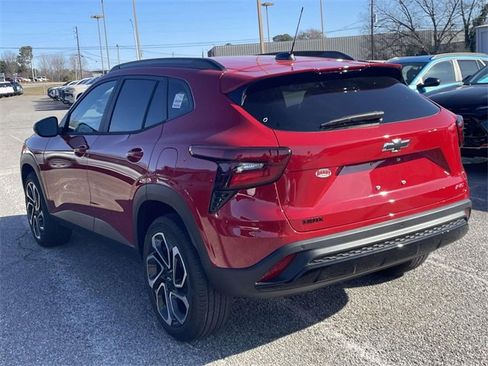 New 2026 Chevrolet Trax RS w/ Sunroof Package image 5