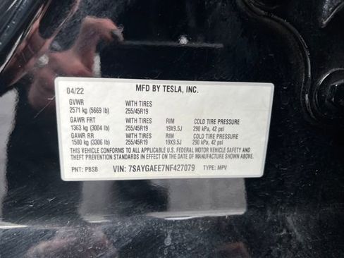 Used 2022 Tesla Model Y Long Range image 19