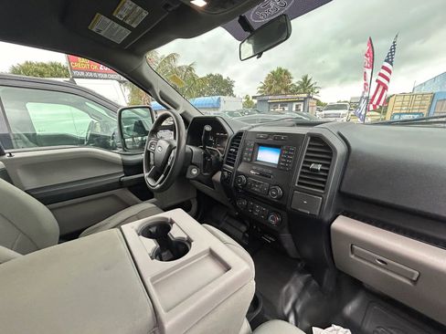 Used 2015 Ford F150 XL w/ Equipment Group 101A Mid AWD/4WD image 8