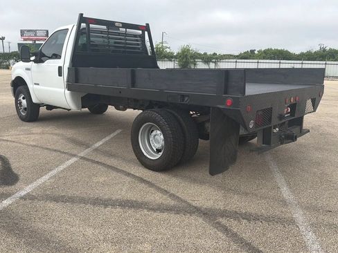 Used 2005 Ford F350 XL AWD/4WD image 3