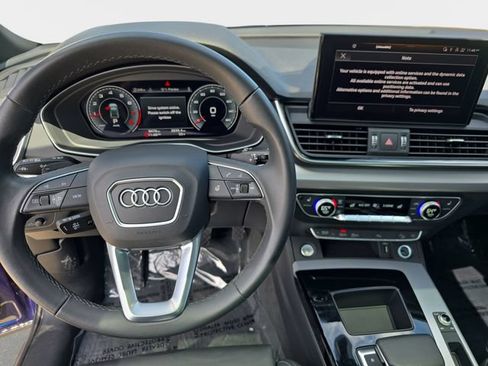Used 2025 Audi Q5 2.0T Premium w/ Convenience Plus Package AWD/4WD image 19