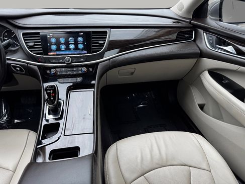 Used 2019 Buick LaCrosse Premium image 20