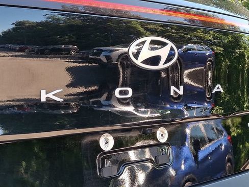 Used 2024 Hyundai Kona SEL AWD/4WD image 31
