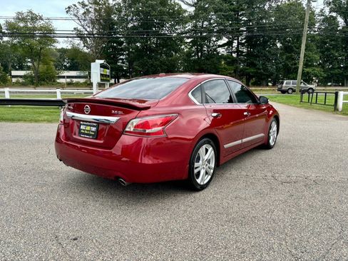 Used 2015 Nissan Altima 3.5 SL FWD image 9