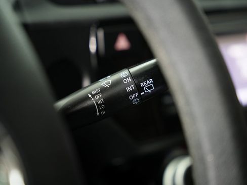 Used 2015 Toyota Prius C One image 16