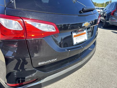 Used 2018 Chevrolet Equinox LT image 33
