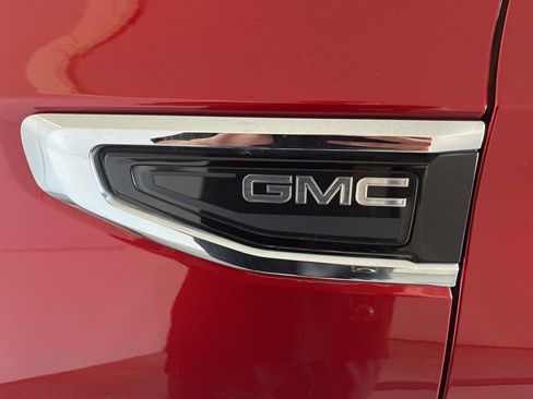 Used 2021 GMC Yukon SLT AWD/4WD image 37
