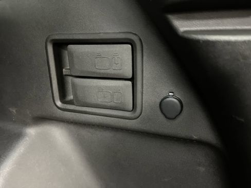 Used 2021 GMC Terrain SLE w/ Driver Convenience Package image 30