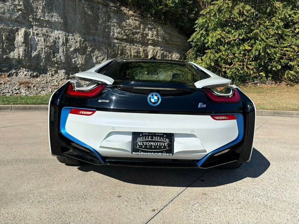 Used 2015 BMW i8 AWD/4WD image 8