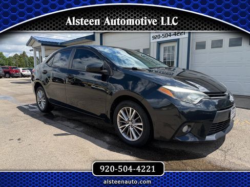 Used 2015 Toyota Corolla LE FWD image 1