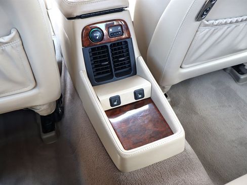 Used 2003 Jaguar XJ8 L RWD image 26