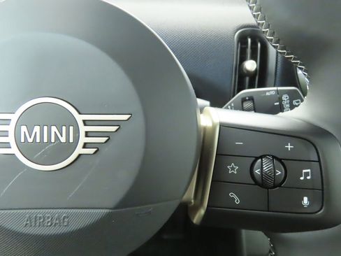 New 2026 MINI Cooper S image 12