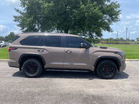Used 2025 Toyota Sequoia TRD Pro AWD/4WD image 9