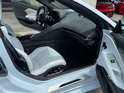 Used 2022 Chevrolet Corvette Stingray Preferred Cpe w/ Battery Protection Package RWD image 36