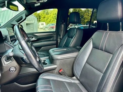 Used 2021 Chevrolet Tahoe RST w/ Luxury Package AWD/4WD image 4