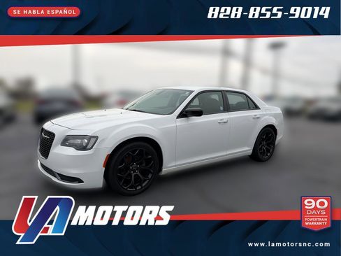 Used 2019 Chrysler 300 Touring w/ Sport Appearance Package image 1