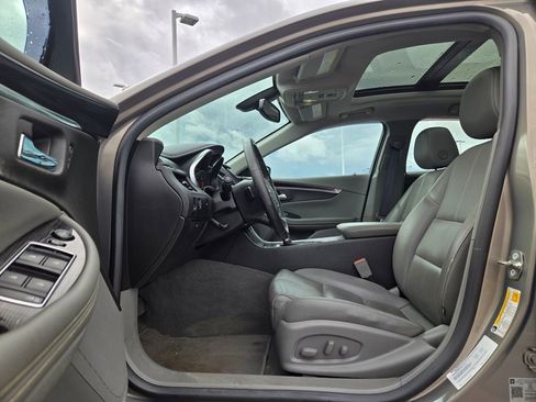 Used 2019 Chevrolet Impala LT image 10