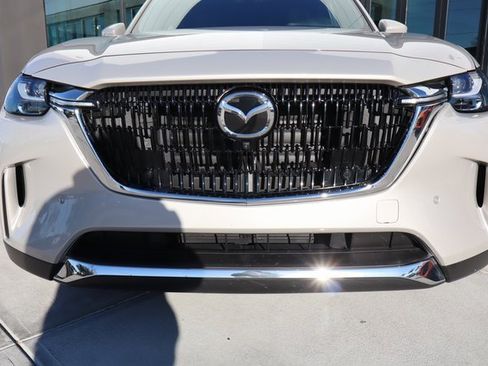 Used 2024 MAZDA CX-90 Plug-In Hybrid w/ Premium Plus image 9