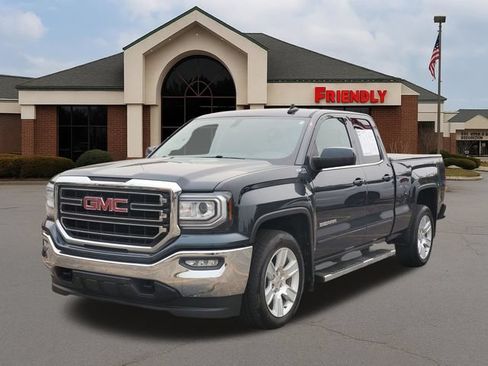 Used 2019 GMC Sierra 1500 SLE w/ SLE Value Package AWD/4WD image 2