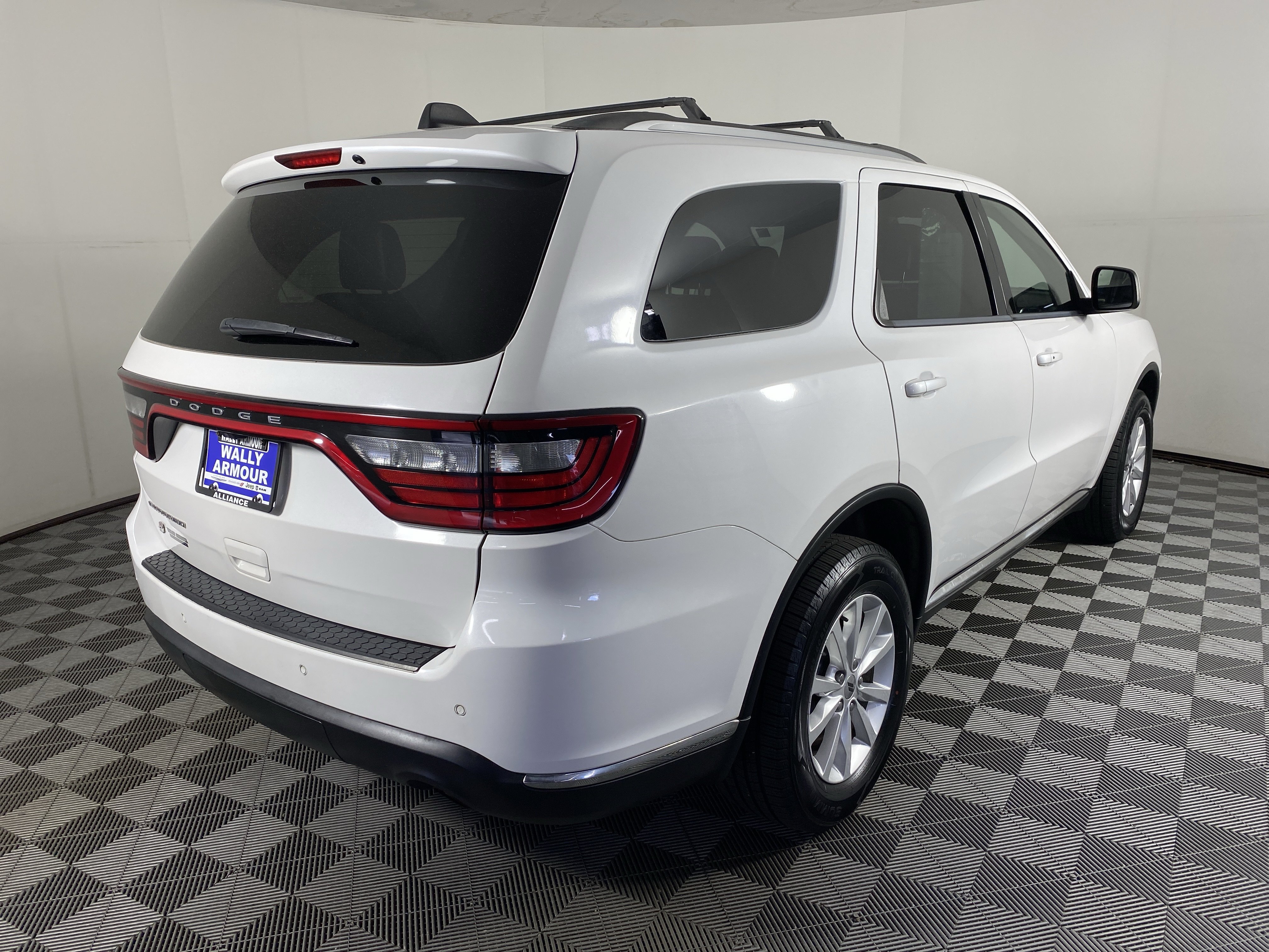 Used 2019 Dodge Durango SXT AWD/4WD image 37