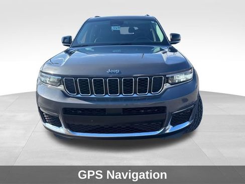 Used 2022 Jeep Grand Cherokee L Limited image 9