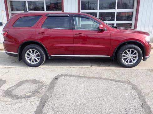 Used 2018 Dodge Durango SXT w/ 3rd Row Seating Group AWD/4WD image 23