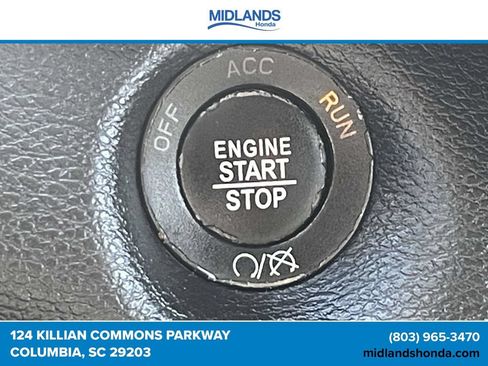 Used 2019 Jeep Cherokee Limited FWD image 25