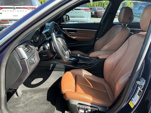 Used 2016 BMW 340i Sedan RWD image 12